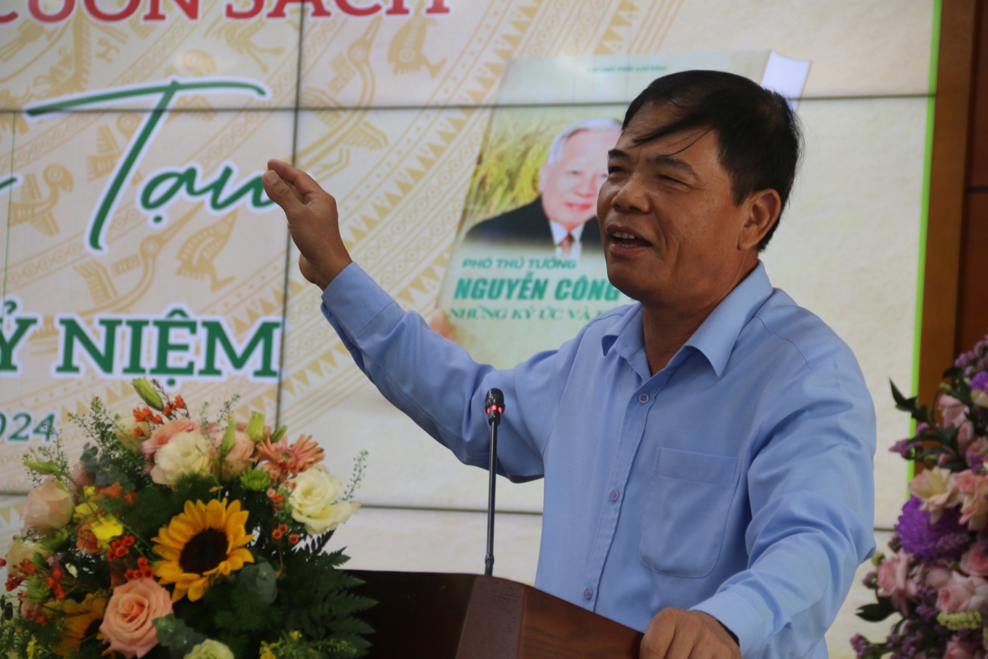 Nguyên Bộ trưởng Bộ NN&PTNT, Nguyễn Xuân Cường hào hứng kể lại nhiều câu chuyện khi công tác cùng Phó Thủ tướng Nguyễn Công Tạn.