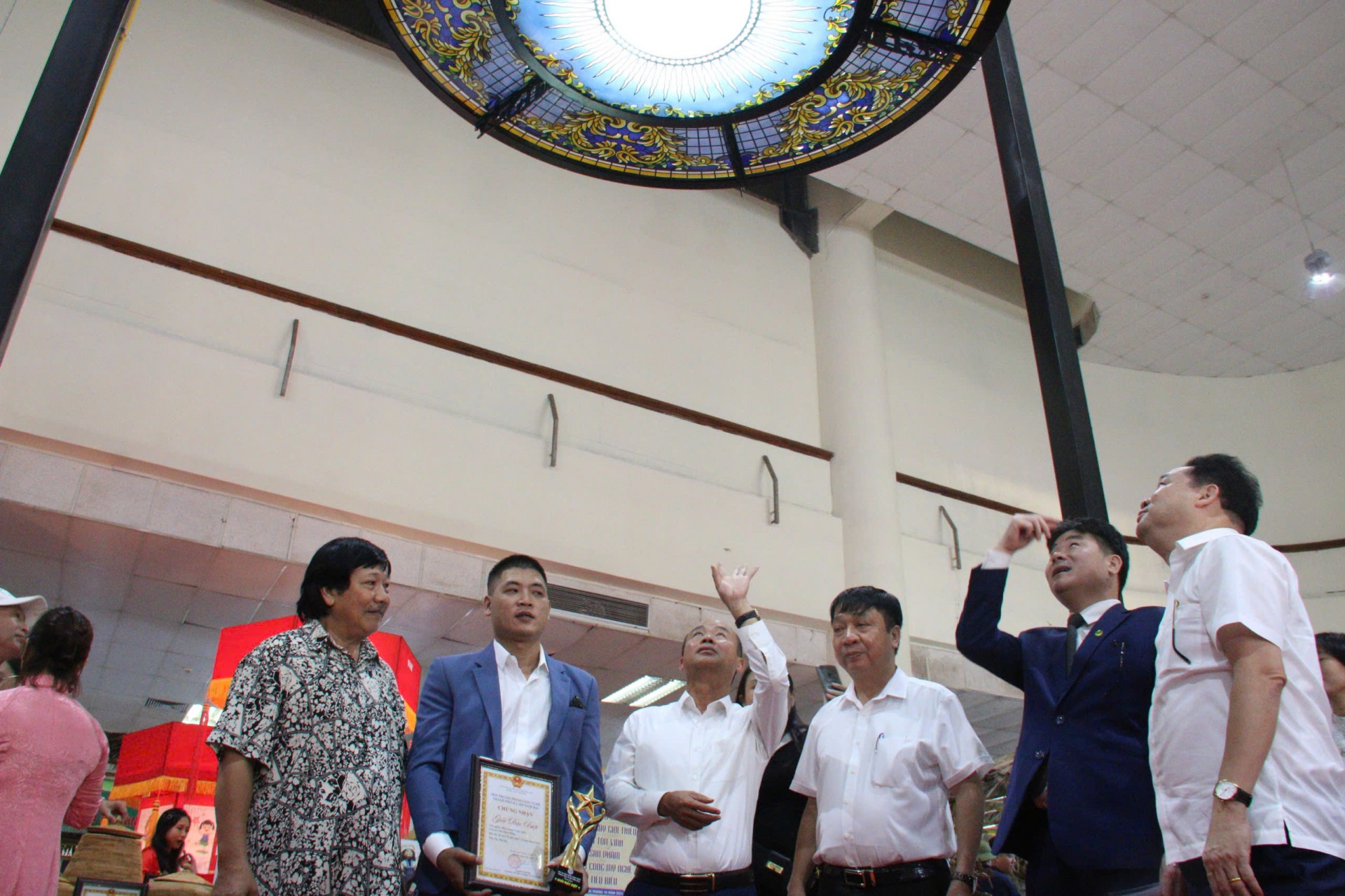 Tác phẩm đạt giải đặc biệt của Hội thi sản phẩm làng nghề thành phố Hà Nội năm 2024 Tác phẩm đạt giải đặc biệt của Hội thi sản phẩm làng nghề thành phố Hà Nội năm 2024