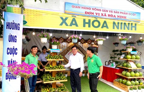 Phiên chợ nông sản và sản phẩm OCOP Hòa Vang: Nâng tầm nông sản Làng nghề