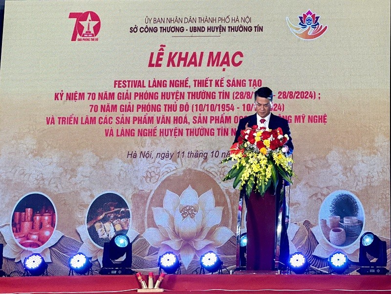 Ông Nguyễn Đình Thắng - Phó Giám đốc Sở Công Thương Hà Nội phát biểu tại lễ khai mạc