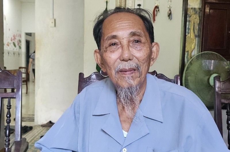 Ông Đào Duy Nhơn là cháu đời thứ 13 của Danh nhân văn hóa Đào Duy Từ đang cai quản chăm sóc Đền thờ Đào Duy Từ Ông Đào Duy Nhơn là cháu đời thứ 13 của Danh nhân văn hóa Đào Duy Từ đang cai quản chăm sóc Đền thờ Đào Duy Từ