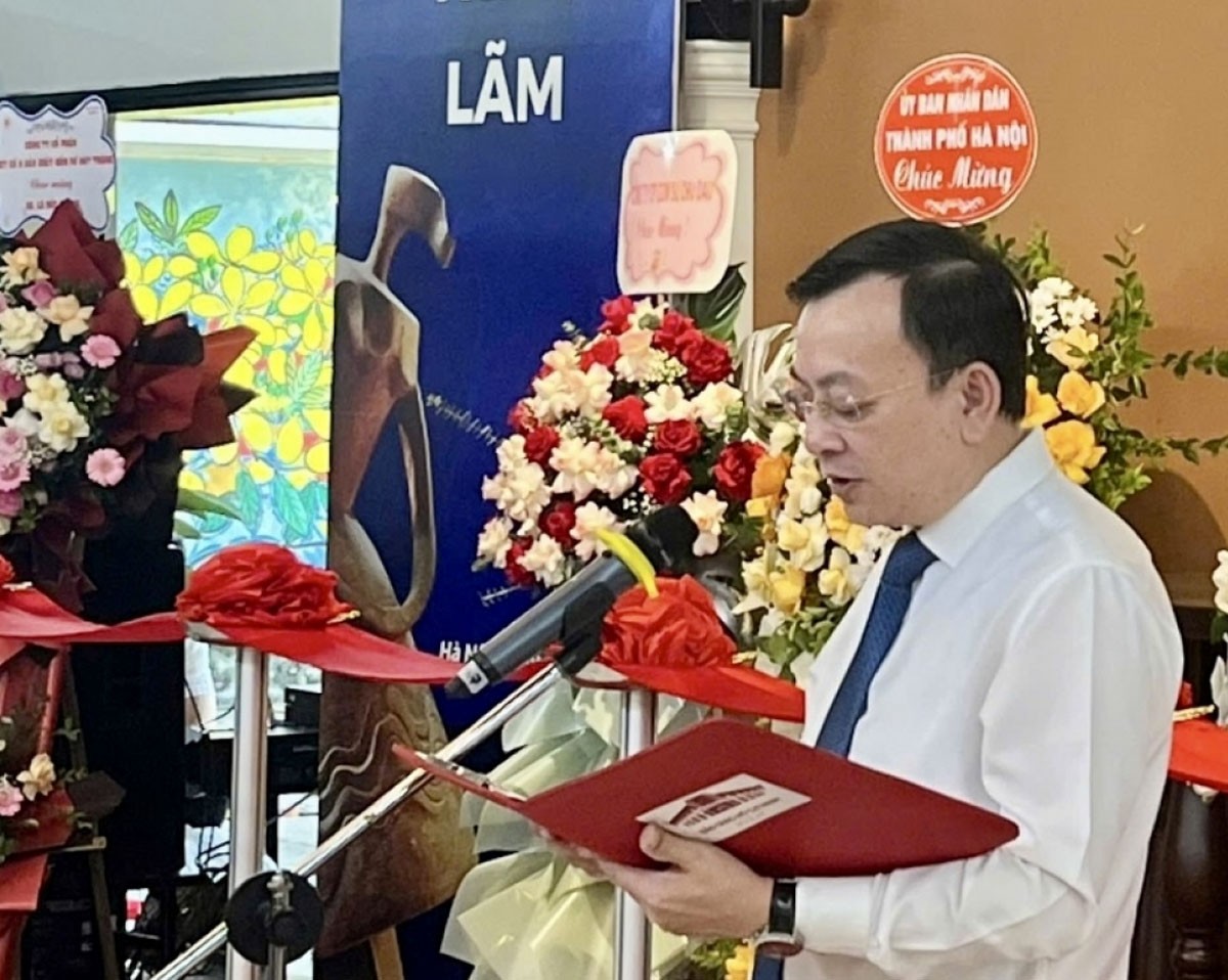 TS Vũ Mạnh Hà, GĐ Bảo tàng Hồ Chí Minh khai mạc triển lãm  Triển lãm “Hồn của đất” tình yêu với Bác Hồ và Tổ quốc