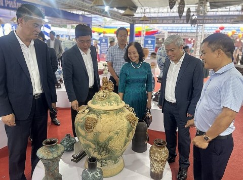 Hà Nội: Khai mạc Tuần lễ kết nối chuỗi sản xuất - Tiêu dùng bền vững làng nghề 2024