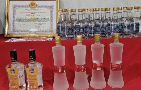 Nồng nàn hương vị rượu Quán Đế Phú Yên