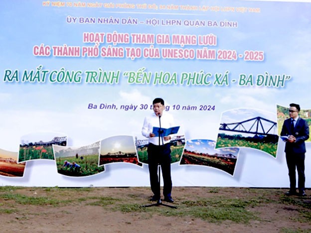 Chủ tịch UBND quận Ba Đình Tạ Nam Chiến  phát biểu tại buổi lễ.  Chủ tịch UBND quận Ba Đình Tạ Nam Chiến  phát biểu tại buổi lễ.
