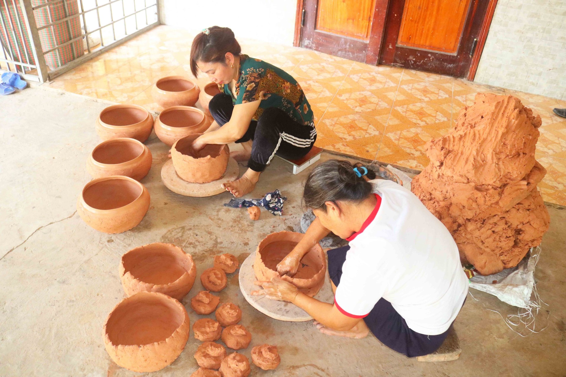 Phụ nữ Nghệ An bảo tồn và phát huy nghề truyền thống