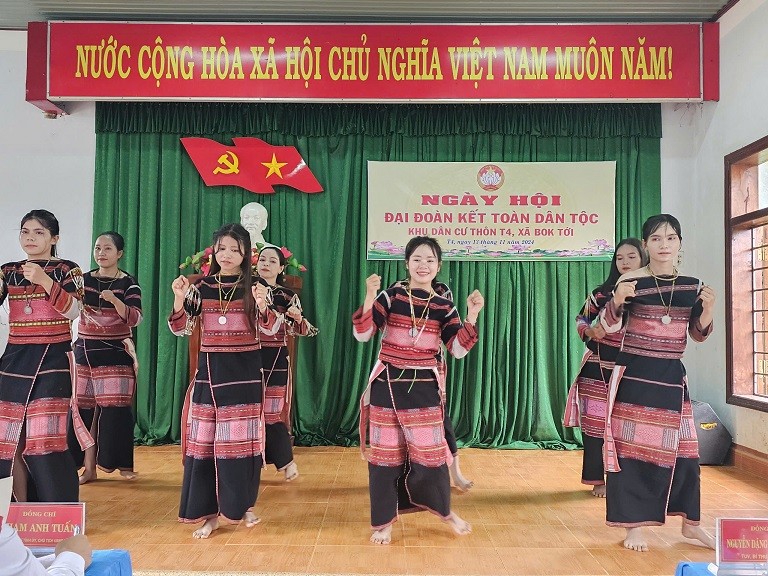 Bình Định: Rộn ràng Ngày hội Đại đoàn kết toàn dân tộc tại xã Bok Tới Bình Định: Rộn ràng Ngày hội Đại đoàn kết toàn dân tộc tại xã Bok Tới