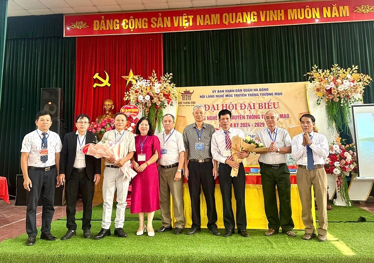 Hội Làng nghề mộc truyền thống Thượng Mạo tổ chức Đại hội III, nhiệm kỳ 2024 - 2029 Hội Làng nghề mộc truyền thống Thượng Mạo tổ chức Đại hội III, nhiệm kỳ 2024 - 2029