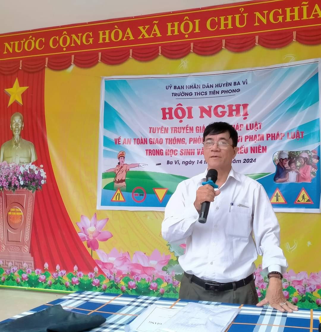 Huyện Ba Vì (Hà Nội): Trường THCS Tiên Phong coi trọng giáo dục kiến thức pháp luật cho học sinh