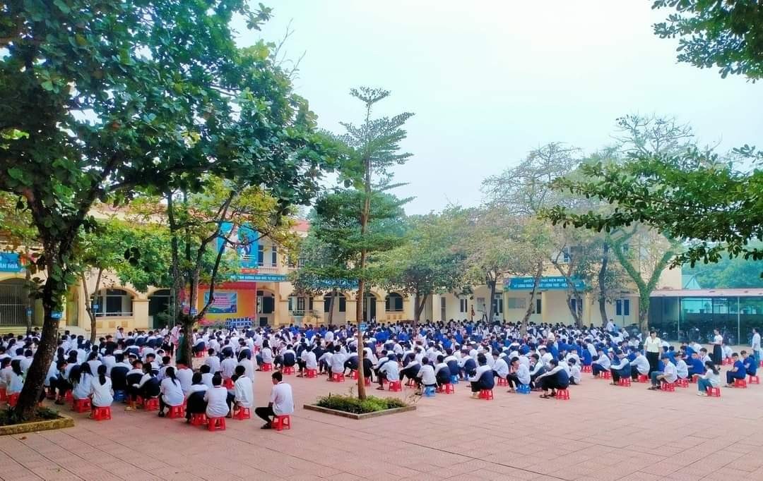 Huyện Ba Vì (Hà Nội): Trường THCS Tiên Phong coi trọng giáo dục kiến thức pháp luật cho học sinh