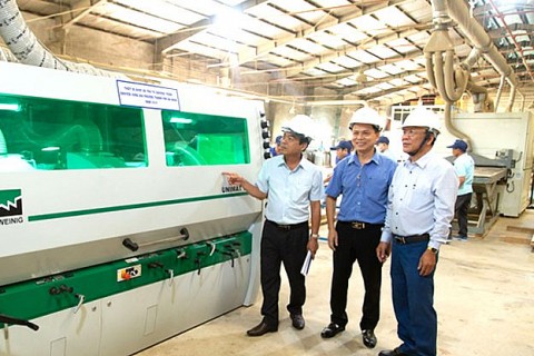 khuyen cong da nang xay dung mo hinh thi diem san xuat sach hon trong cong nghiep