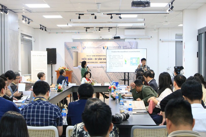 Hội thảo lắng nghe chia sẻ của các chuyên gia về bảo tồn di sản mộc bản Hội thảo lắng nghe chia sẻ của các chuyên gia về bảo tồn di sản mộc bản