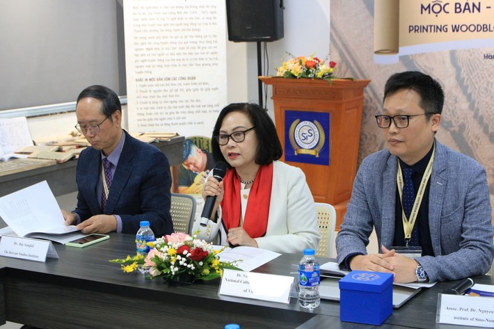 Chuyên gia bàn luận tại Hội thảo Chuyên gia bàn luận tại Hội thảo