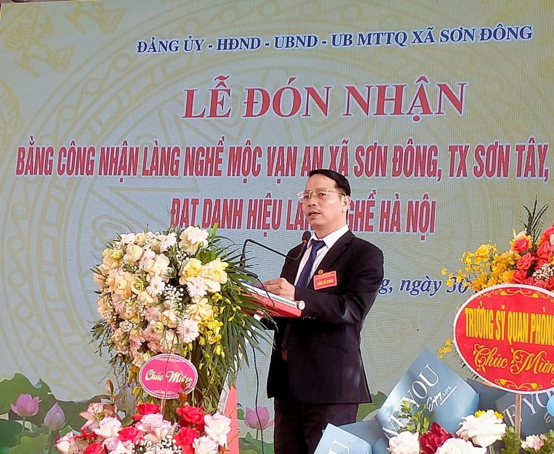 Xã Sơn Đông, TX Sơn Tây (Hà Nội): Tổ chức lễ đón nhận Bằng công nhận làng nghề mộc Vạn An đạt danh hiệu " Làng nghề Hà Nội" Xã Sơn Đông, TX Sơn Tây (Hà Nội): Tổ chức lễ đón nhận Bằng công nhận làng nghề mộc Vạn An đạt danh hiệu " Làng nghề Hà Nội"