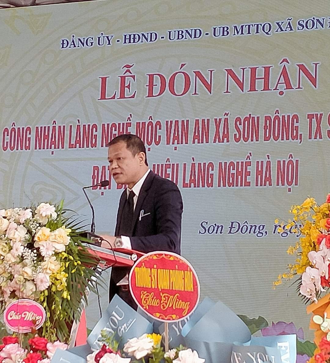 Xã Sơn Đông, TX Sơn Tây (Hà Nội): Tổ chức lễ đón nhận Bằng công nhận làng nghề mộc Vạn An đạt danh hiệu " Làng nghề Hà Nội" Xã Sơn Đông, TX Sơn Tây (Hà Nội): Tổ chức lễ đón nhận Bằng công nhận làng nghề mộc Vạn An đạt danh hiệu " Làng nghề Hà Nội"