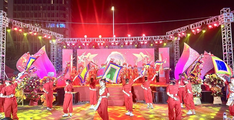 Quê lụa Hà Đông - Tinh hoa hội tụ Quê lụa Hà Đông - Tinh hoa hội tụ