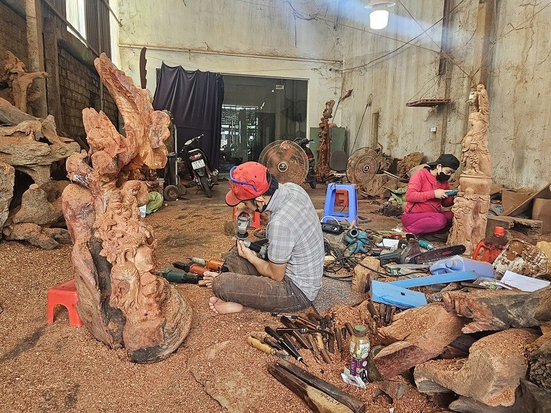 Làng nghề tiện gỗ mỹ nghệ Nhơn Hậu hiện có 532 hộ tham gia