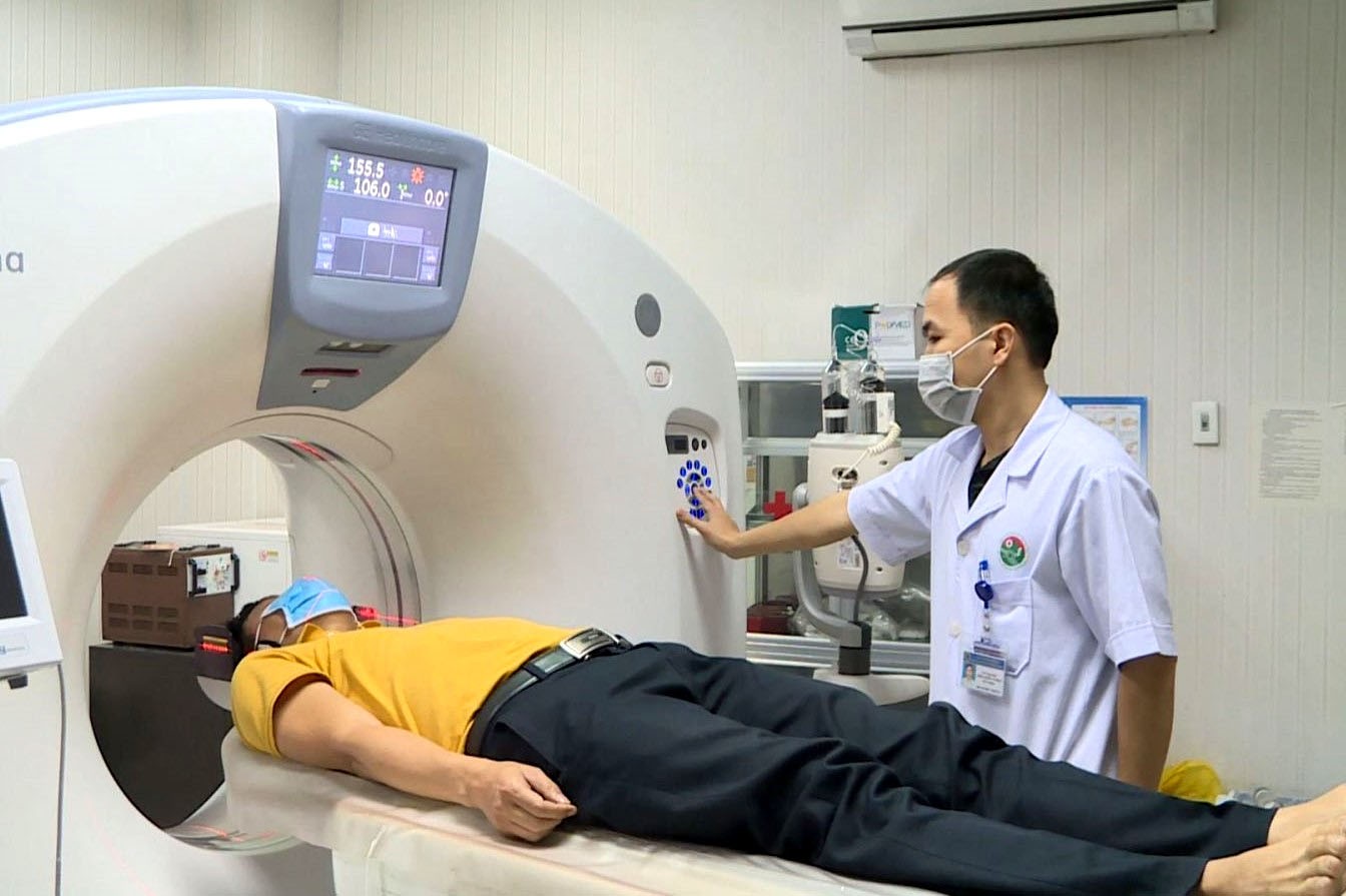 Bệnh viện Đa khoa Hà Tĩnh đầu tư trang thiết bị hiện đại đảm bảo công tác khám, chữa bệnh cho bệnh nhân. Bệnh viện Đa khoa Hà Tĩnh đầu tư trang thiết bị hiện đại đảm bảo công tác khám, chữa bệnh cho bệnh nhân.