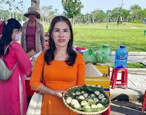 Thơm ngon bánh giầy nếp bầu Tam Mỹ