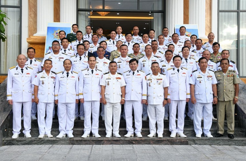 Hải quân Việt Nam - Campuchia rút kinh nghiệm tuần tra chung