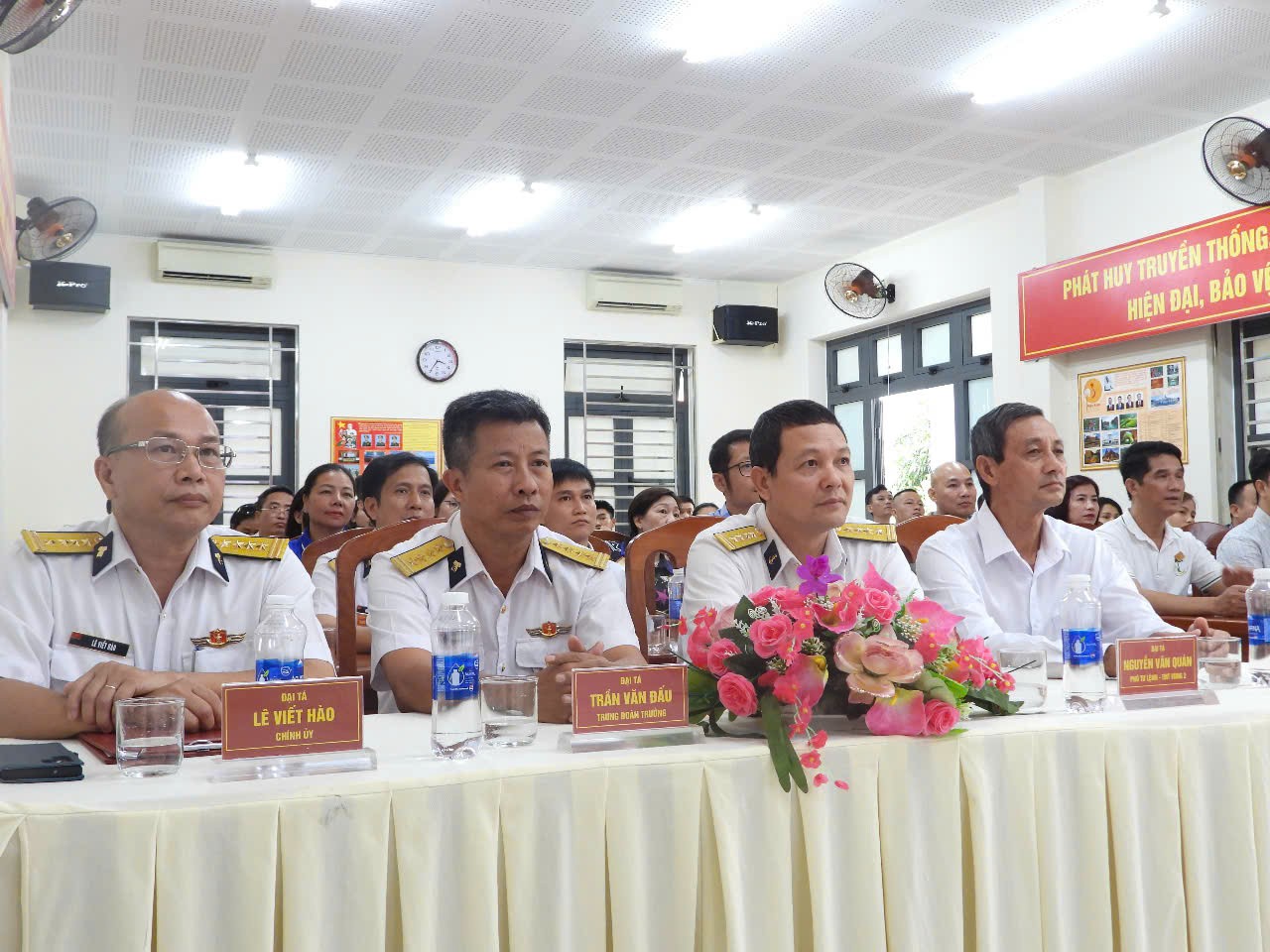 TP. Vũng Tàu: Hội Bảo vệ Thiên nhiên và Môi trường TP.HCM thăm, trồng cây tại Trung đoàn 251, Vùng 2 Hải Quân TP. Vũng Tàu: Hội Bảo vệ Thiên nhiên và Môi trường TP.HCM thăm, trồng cây tại Trung đoàn 251, Vùng 2 Hải Quân