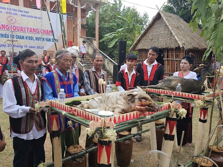 Bình Định:  Giá trị nhân văn từ Lễ hội Thần làng