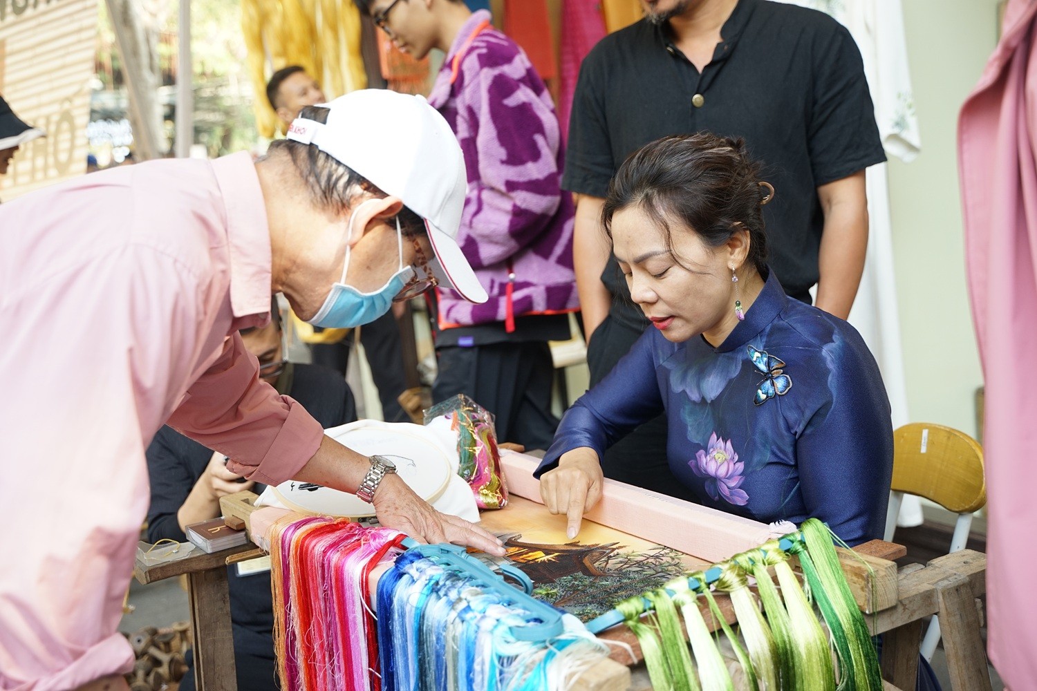 Nghệ nhân Nguyễn Thị Hằng Nghệ nhân Nguyễn Thị Hằng