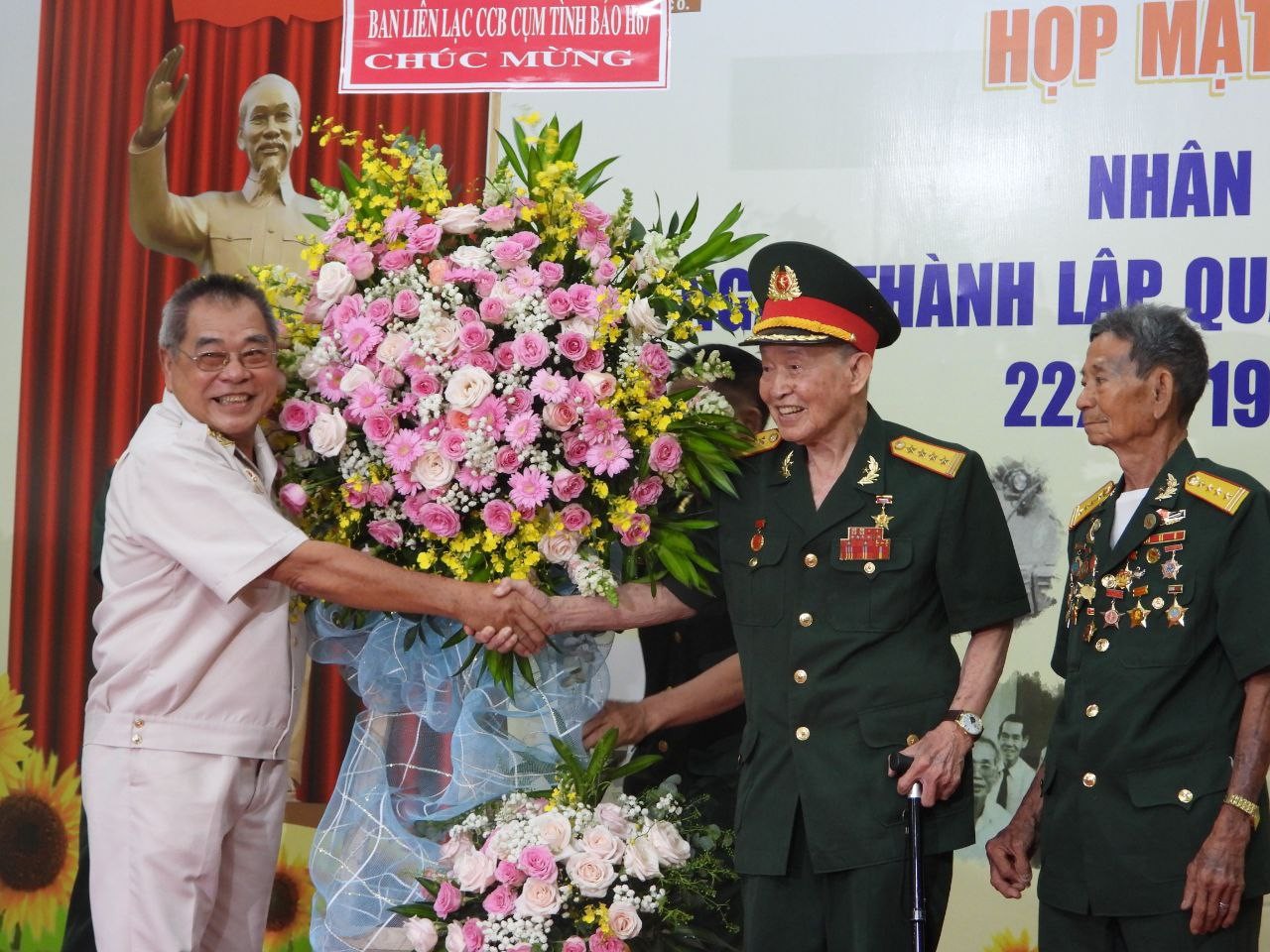 Gặp các nhân vật thuộc Cụm tình báo H63 tại buổi họp mặt truyền thống Phòng tình báo Miền Gặp các nhân vật thuộc Cụm tình báo H63 tại buổi họp mặt truyền thống Phòng tình báo Miền