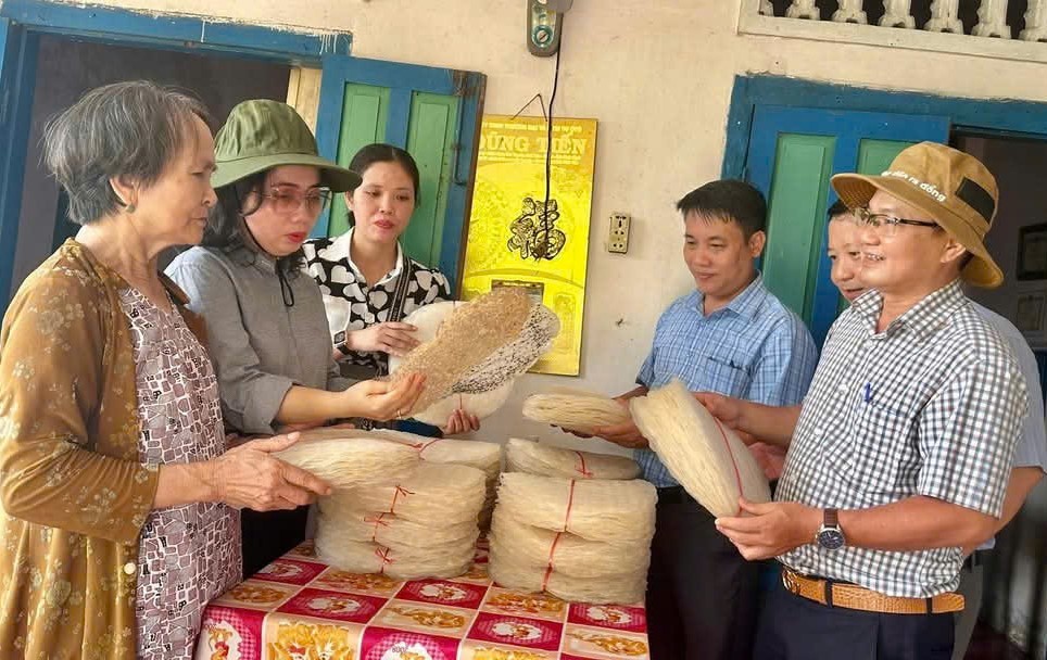 Phú Yên: Phục hồi và phát triển Làng nghề bánh tráng Long Bình Phú Yên: Phục hồi và phát triển Làng nghề bánh tráng Long Bình