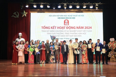 Hội Nhà văn Hà Nội: Tổng kết công tác năm, trao giải thưởng văn học và kết nạp hội viên mới 2024
