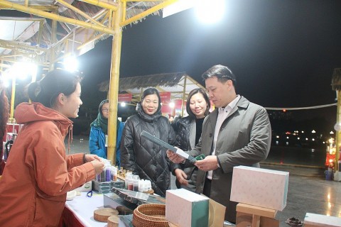 hon 1000 san pham co mat tai festival nong san san pham ocop ha noi lan 3