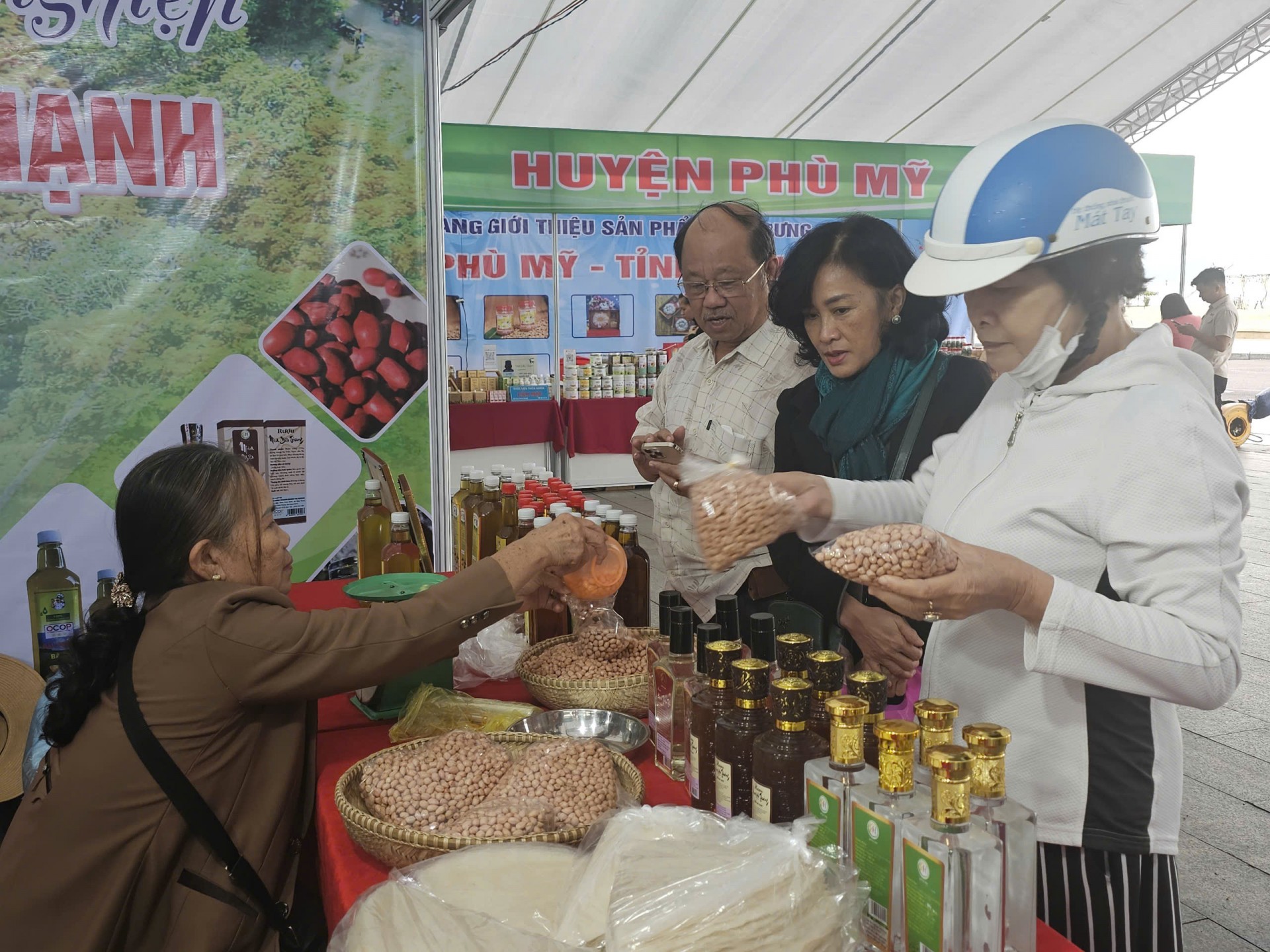 Bình Định có 497 sản phẩm đạt hạng OCOP Bình Định có 497 sản phẩm đạt hạng OCOP