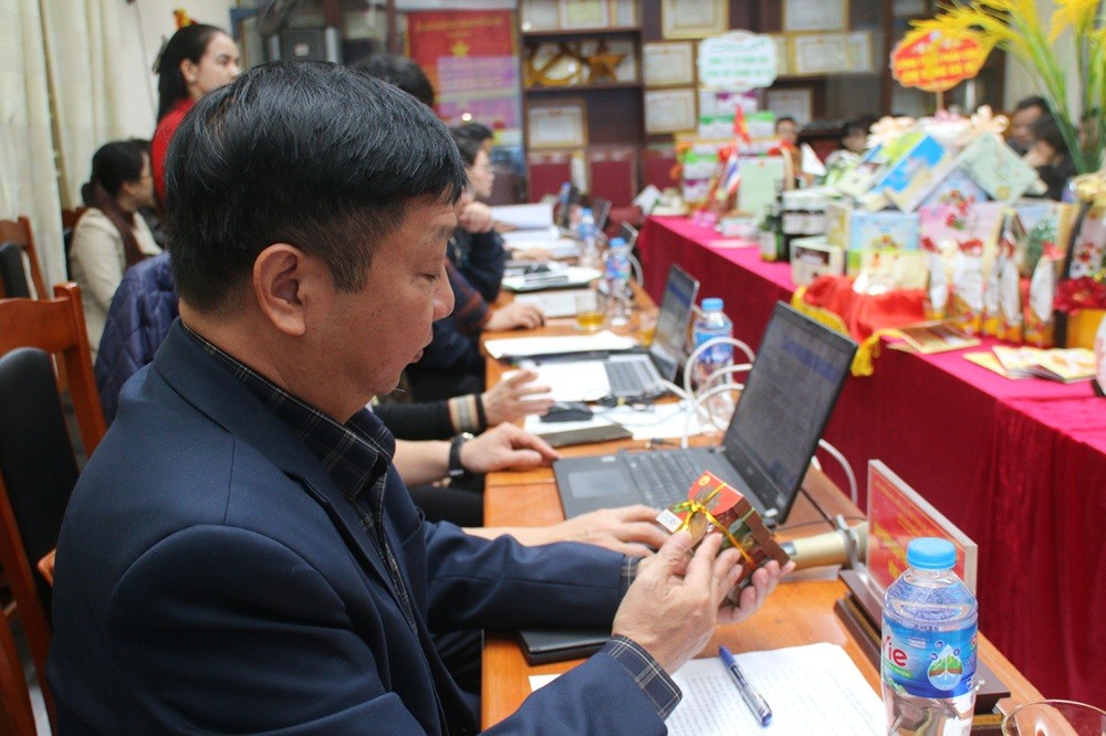 Hội đồng Hội đồng OCOP thành phố Hà Nội đánh giá các sản phẩm Hội đồng Hội đồng OCOP thành phố Hà Nội đánh giá các sản phẩm