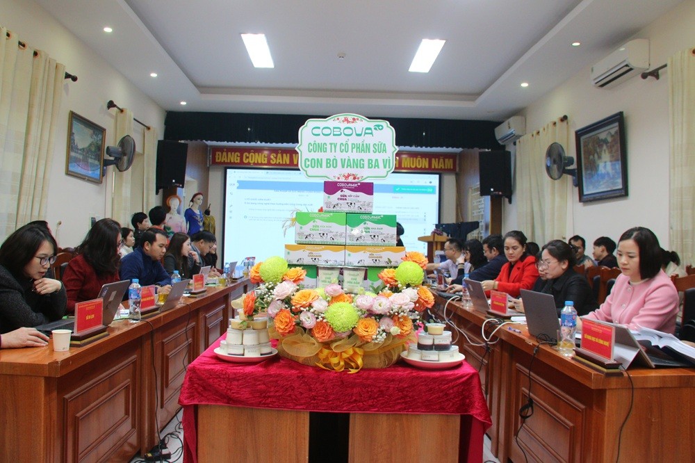 Toàn cảnh hội nghị đánh giá, phân hạng 118 sản phẩm OCOP  Toàn cảnh hội nghị đánh giá, phân hạng 118 sản phẩm OCOP