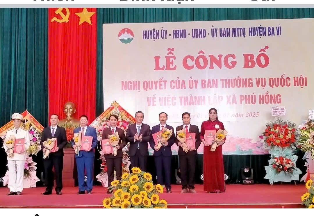 Huyện Ba Vì (Hà Nội) : Tổ chức Lễ công bố nghị quyết của UBTV Quốc Hội về việc thành lập xã Phú Hồng