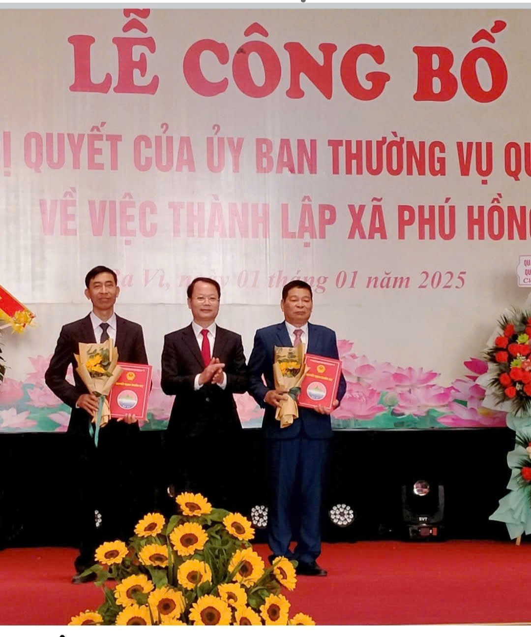 Huyện Ba Vì (Hà Nội) : Tổ chức Lễ công bố nghị quyết của UBTV Quốc Hội về việc thành lập xã Phú Hồng