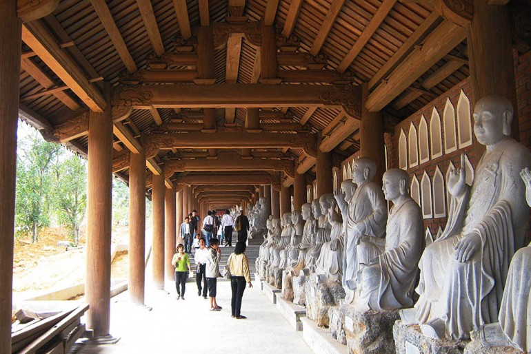 Làng đá mỹ nghệ Ninh Vân - Ninh Bình