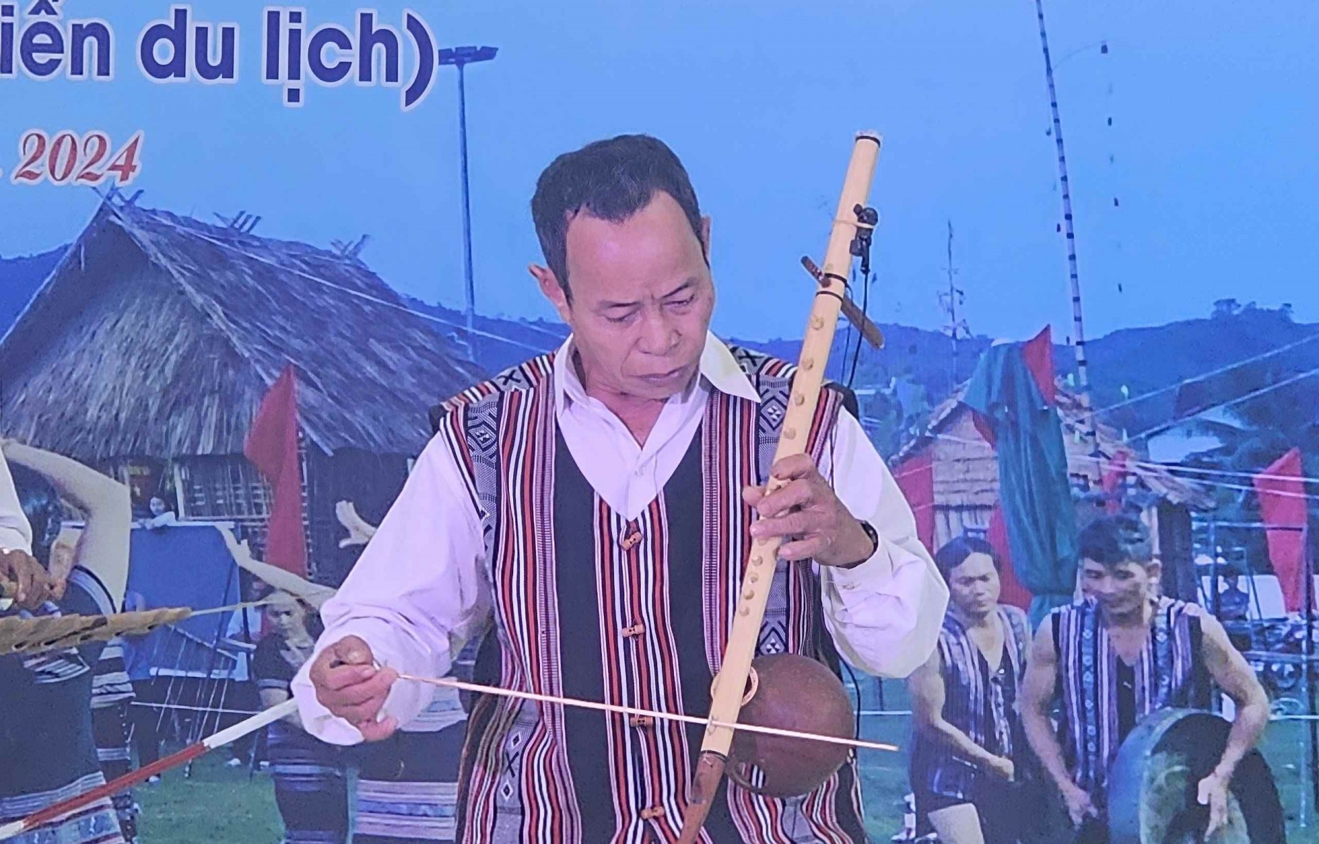 Bình Định: Giữ gìn di sản văn hóa phi vật thể của người Hrê