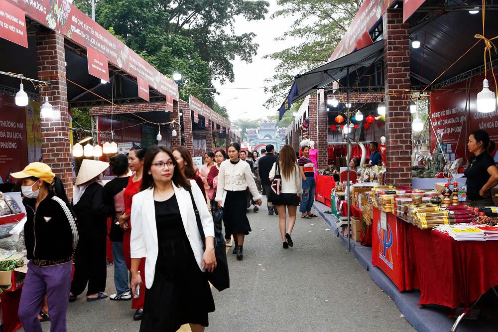 Festival hoa Mê Linh lần thứ 2: Vinh danh giá trị nghề trồng hoa Festival hoa Mê Linh lần thứ 2: Vinh danh giá trị nghề trồng hoa