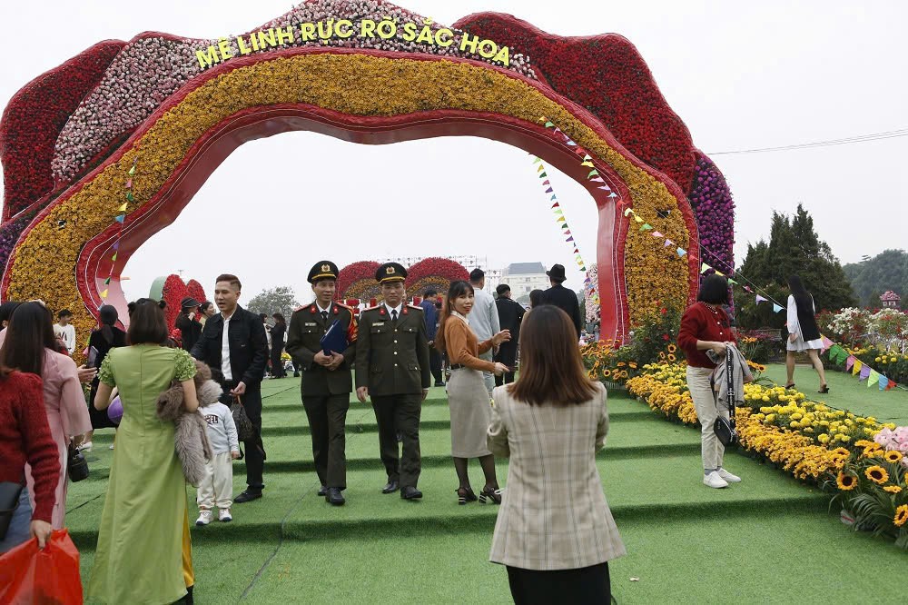 Festival hoa Mê Linh lần thứ 2: Vinh danh giá trị nghề trồng hoa Festival hoa Mê Linh lần thứ 2: Vinh danh giá trị nghề trồng hoa