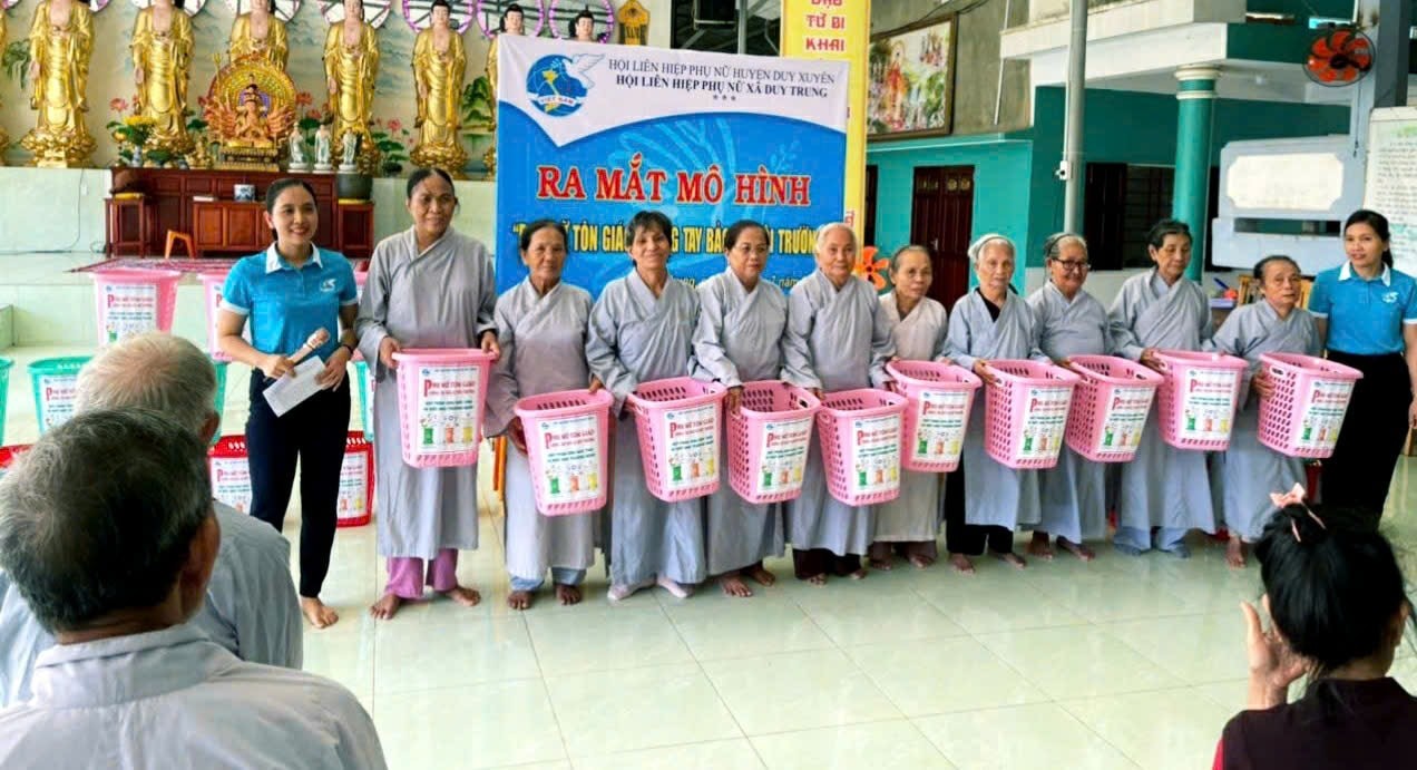 Hội LHPN xã Duy Trung (Duy Xuyên) ra mắt mô hình  Quảng Nam: Dấu ấn Phụ nữ Duy Xuyên trong hành trình xây dựng nông thôn mới