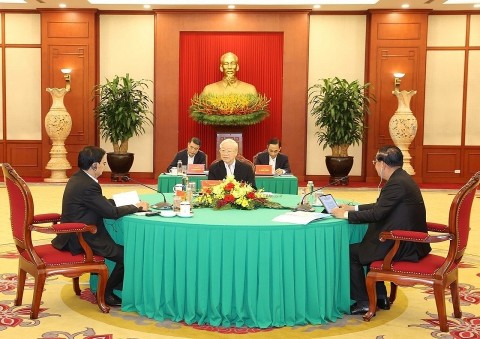 trien lam 300 hinh anh hien vat ve dang ta that la vi dai va hoi xuan at ty 2025