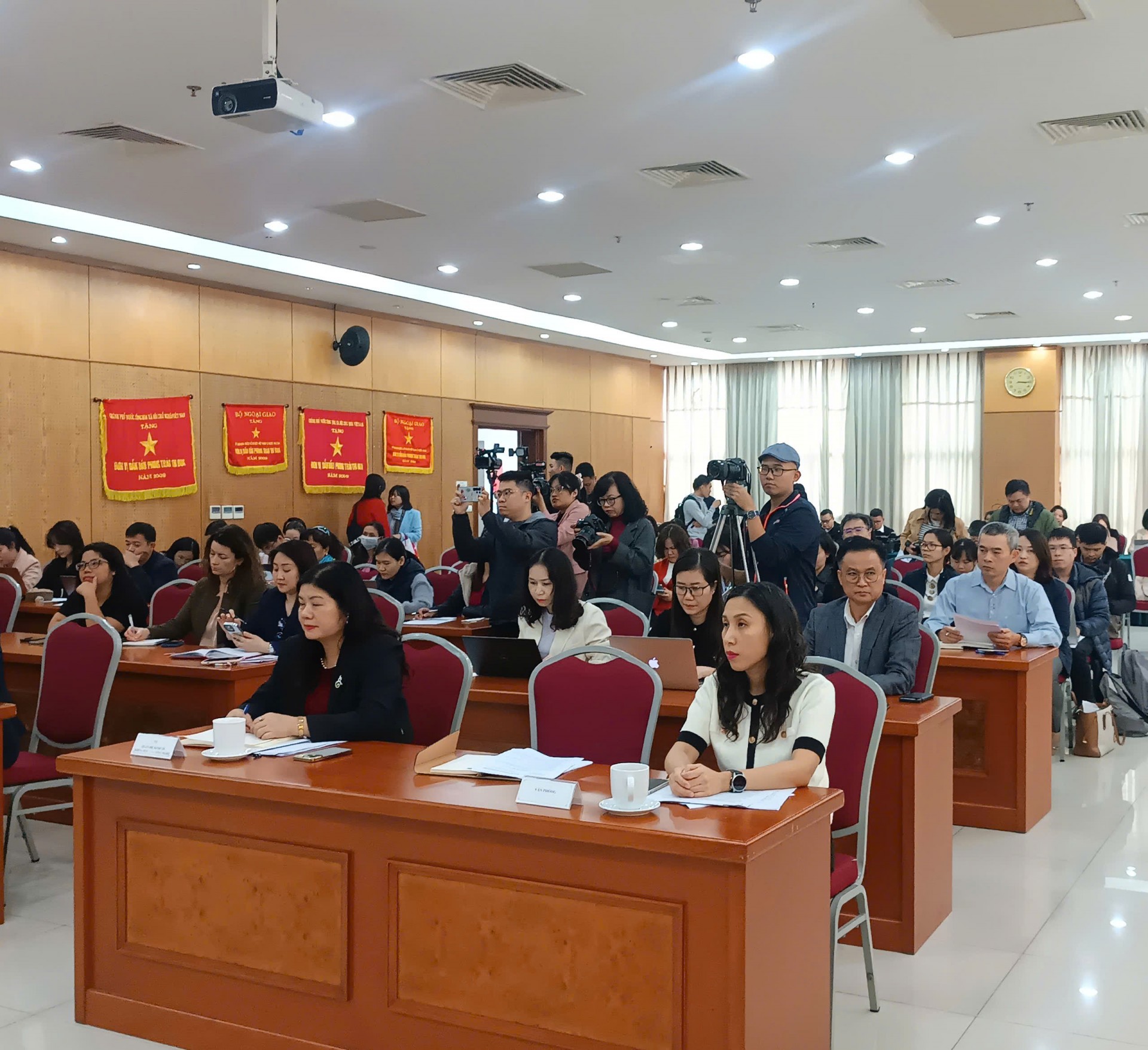 Xuân Quê hương năm 2025: “Cổ vũ” kiều bào đóng góp vào kỷ nguyên vươn mình của dân tộc Xuân Quê hương năm 2025: “Cổ vũ” kiều bào đóng góp vào kỷ nguyên vươn mình của dân tộc