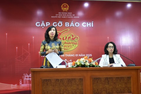 Xuân Quê hương năm 2025: “Cổ vũ” kiều bào đóng góp vào kỷ nguyên vươn mình của dân tộc