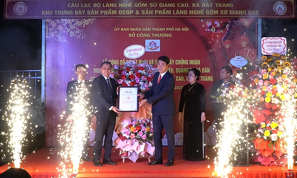 Hà Nội: Câu lạc bộ làng nghề Gốm sứ Giang Cao được công nhận OCOP 4 sao Hà Nội: Câu lạc bộ làng nghề Gốm sứ Giang Cao được công nhận OCOP 4 sao