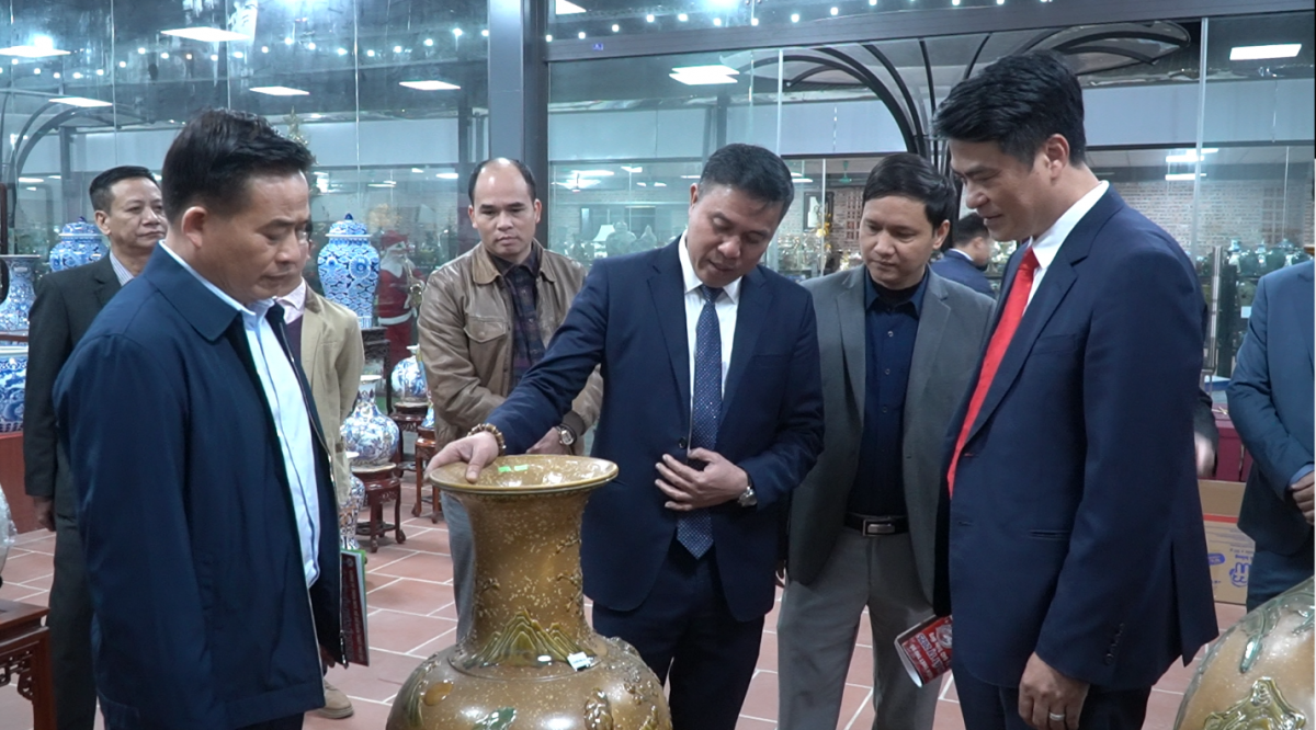 Hà Nội: Câu lạc bộ làng nghề Gốm sứ Giang Cao được công nhận OCOP 4 sao Hà Nội: Câu lạc bộ làng nghề Gốm sứ Giang Cao được công nhận OCOP 4 sao