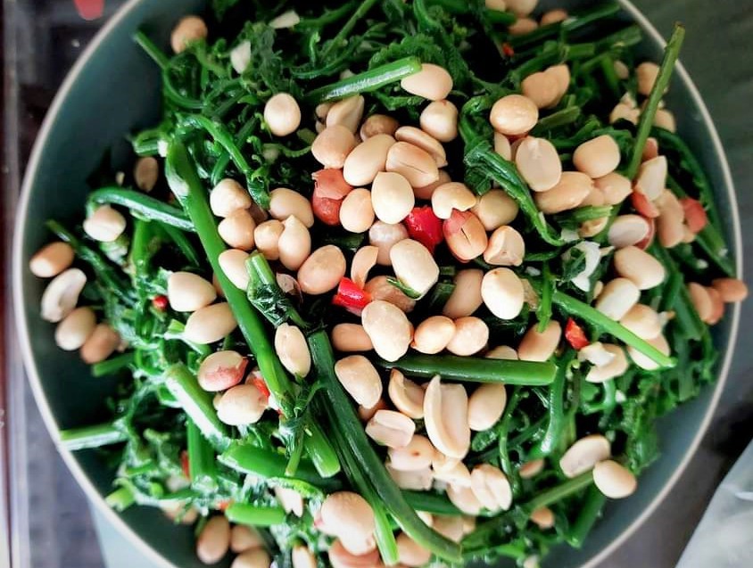 Rau dớn trộn gỏi