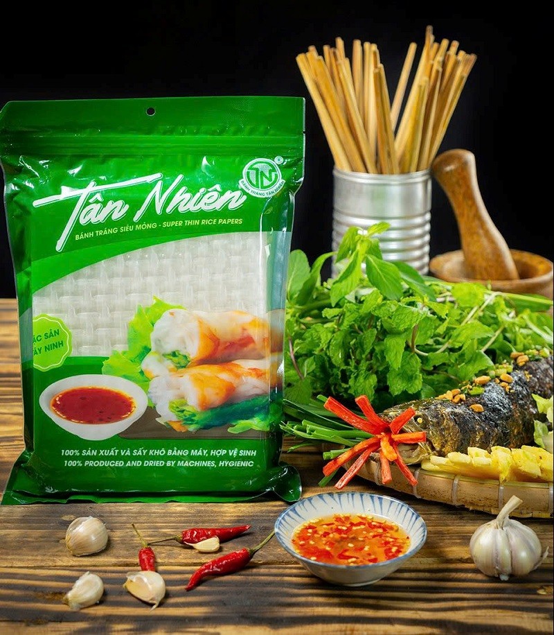 Sản phẩm bánh tráng siêu mỏng không cần nhúng nước sở hữu tính tiện lợi và giá trị độc đáo, giúp Tân Nhiên đáp ứng nhu cầu của người tiêu dùng tại những thị trường khó tính như Châu Âu Sản phẩm bánh tráng siêu mỏng không cần nhúng nước sở hữu tính tiện lợi và giá trị độc đáo, giúp Tân Nhiên đáp ứng nhu cầu của người tiêu dùng tại những thị trường khó tính như Châu Âu