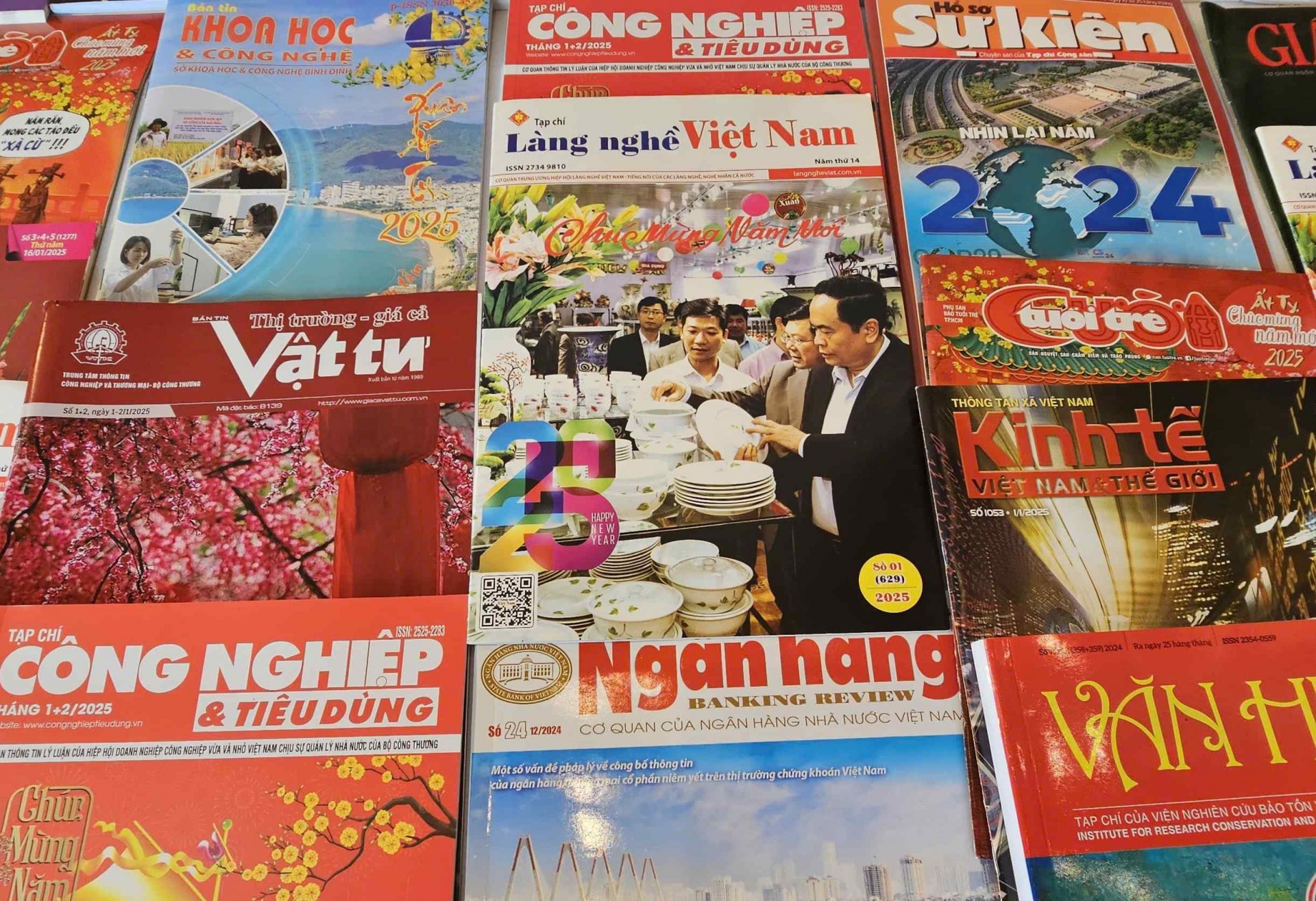 Tạp chí Làng nghề Việt Nam tham gia Hội báo Xuân Ất Tỵ năm 2025 tỉnh Bình Định Tạp chí Làng nghề Việt Nam tham gia Hội báo Xuân Ất Tỵ năm 2025 tỉnh Bình Định