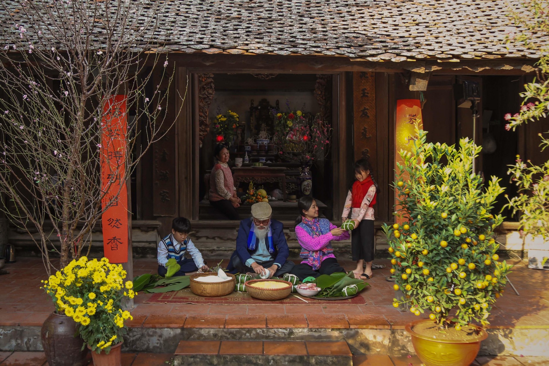 Tết về gói bánh chưng xanh Tết về gói bánh chưng xanh